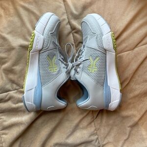 KURU walking shoe Quantum 2, grey, gently used